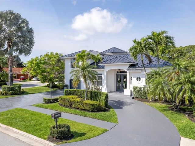 12972 Calais Cir, Palm Beach Gardens FL 33410