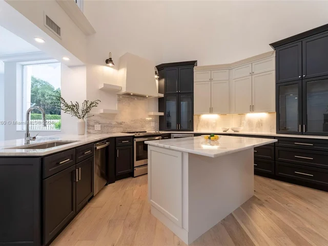 12972 Calais Cir, Palm Beach Gardens FL 33410