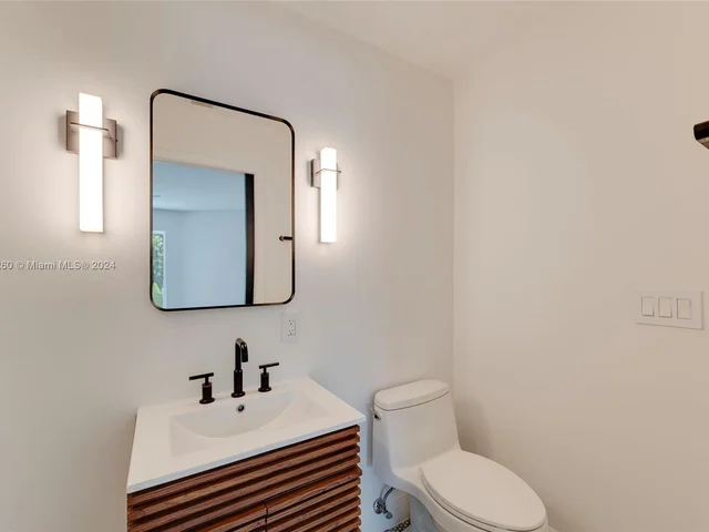 12972 Calais Cir, Palm Beach Gardens FL 33410