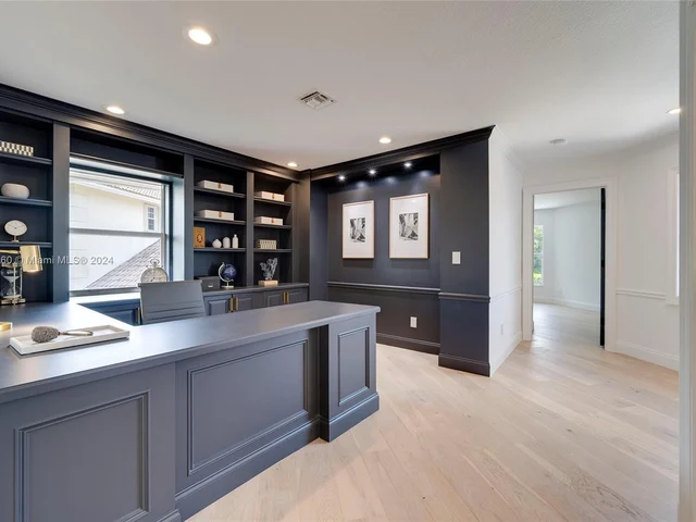 12972 Calais Cir, Palm Beach Gardens FL 33410