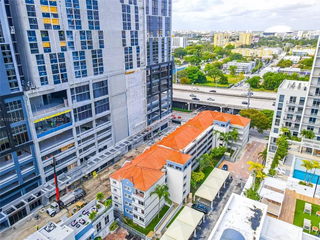 269 NW 7th St # 121, Miami FL 33136