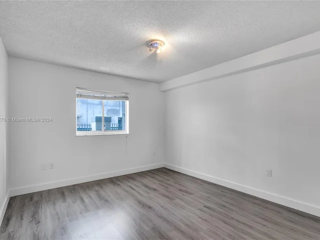 269 NW 7th St # 121, Miami FL 33136