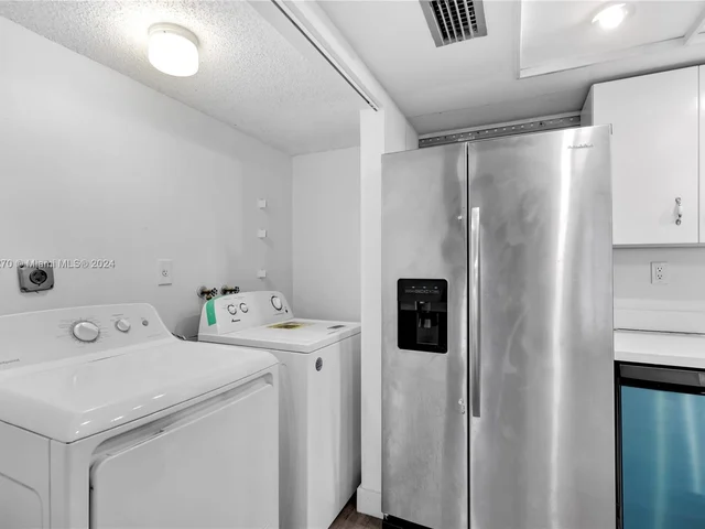 269 NW 7th St # 121, Miami FL 33136