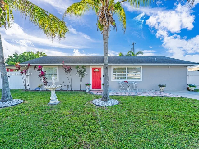 777 Scott Dr, West Palm Beach FL 33415