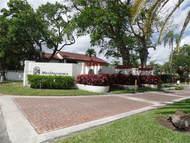 335 Ives Dairy Rd # A33506, Miami FL 33179