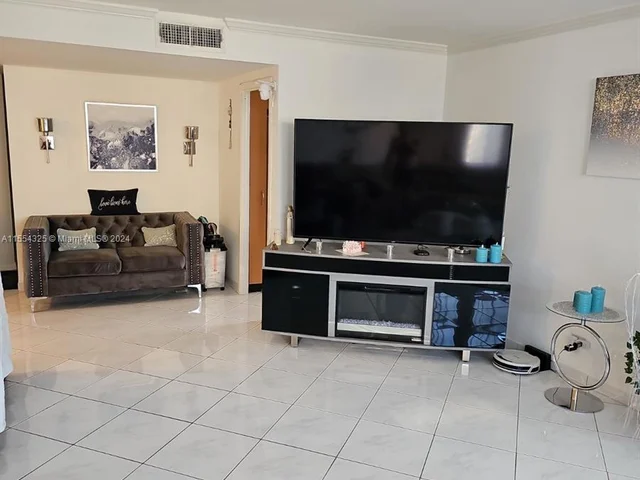 251 174th St # 1417, Sunny Isles Beach FL 33160