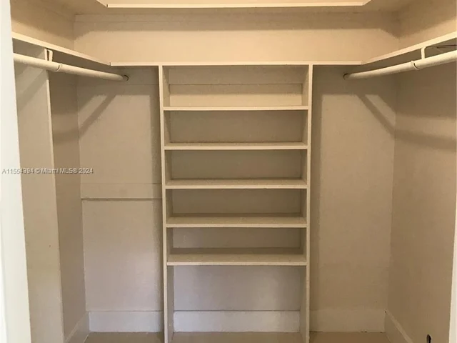 11720 SW 81st Rd # 11720, Pinecrest FL 33156