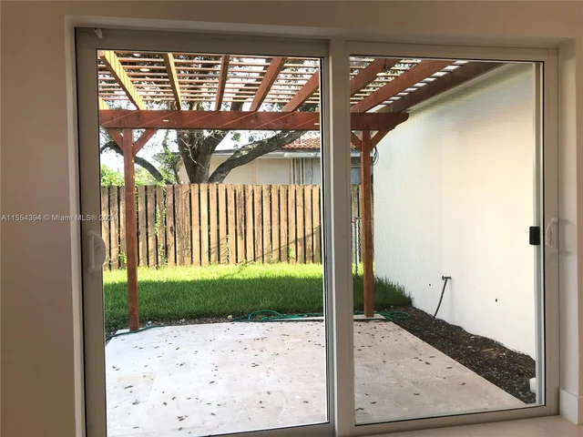 11720 SW 81st Rd # 11720, Pinecrest FL 33156