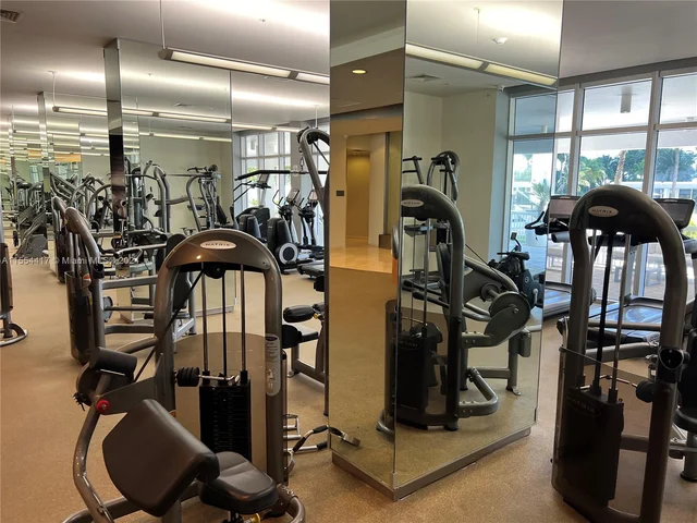 10275 Collins Ave # 112, Bal Harbour FL 33154