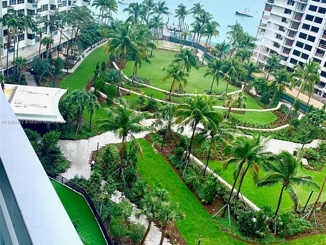 1500 Bay Rd # 1066S, Miami Beach FL 33139