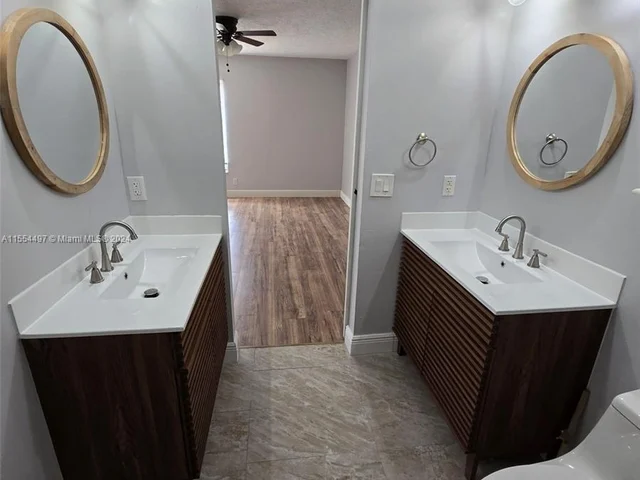 430 Commodore Dr # 311, Plantation FL 33325