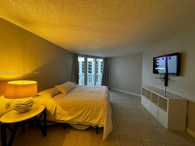 1717 N Bayshore Dr # 3257, Miami FL 33132