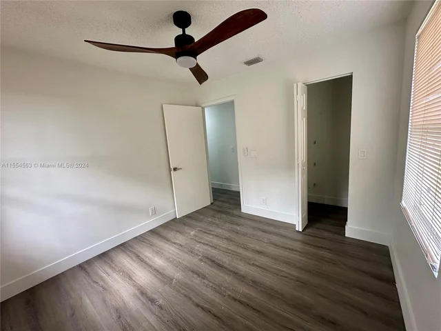 12220 SW 203rd St, Miami FL 33177