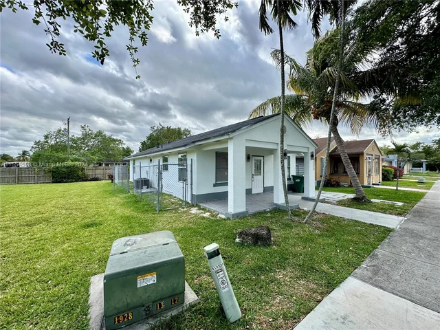 12220 SW 203rd St, Miami FL 33177