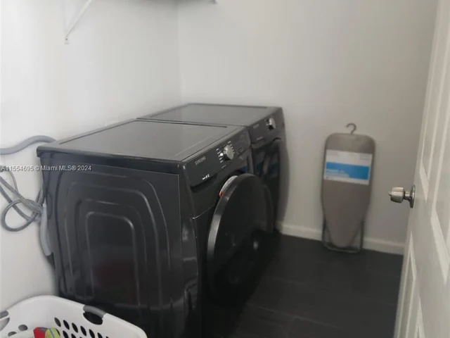 3175 NE 184th St # 3205, Aventura FL 33160