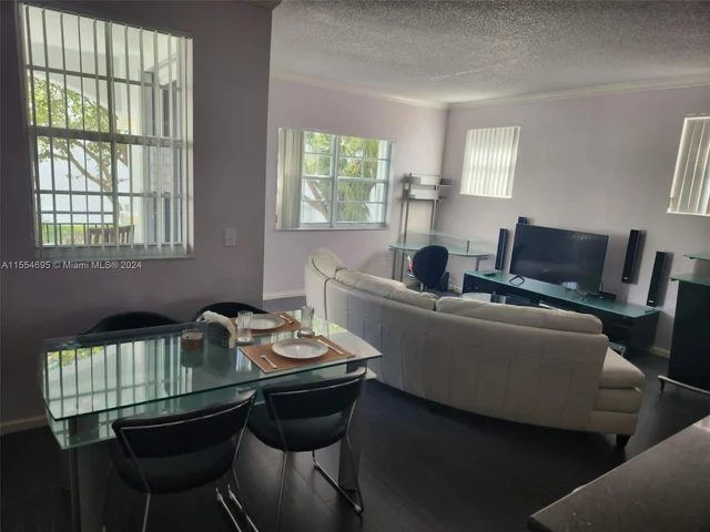 3175 NE 184th St # 3205, Aventura FL 33160