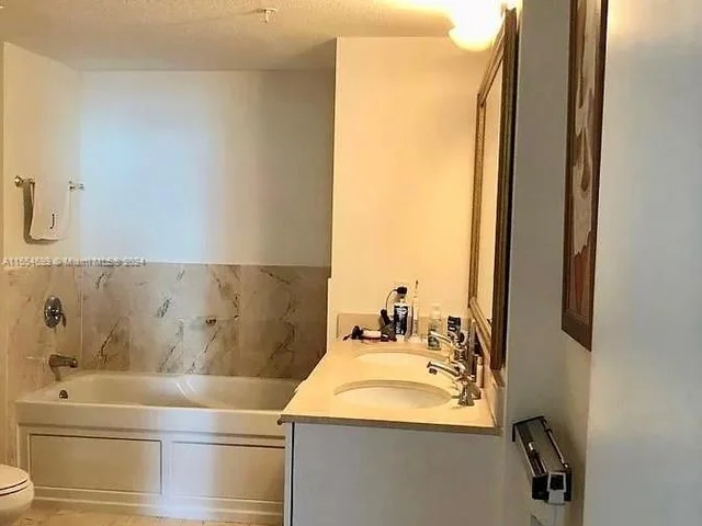 1800 N Bayshore Dr # 2311, Miami FL 33132