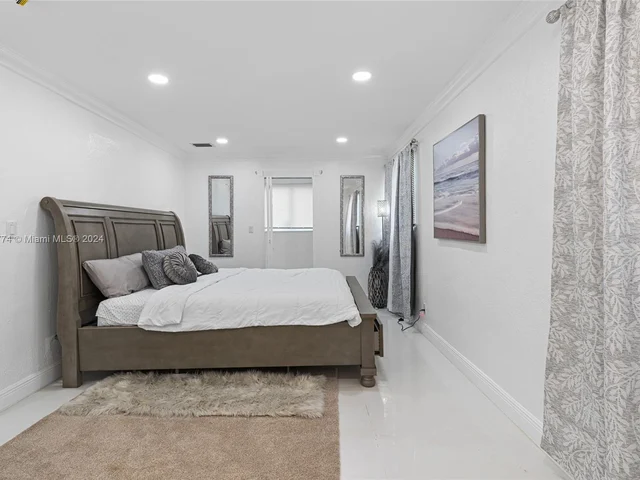 6610 Cody St, Hollywood FL 33024