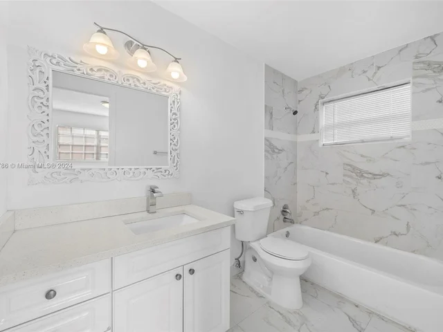 8581 SW 27th St, Miami FL 33155