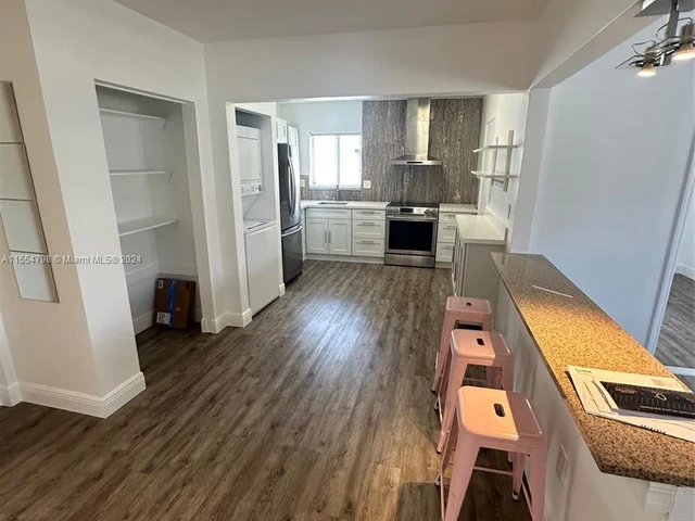 12812 SW 45th Ter, Miami FL 33175