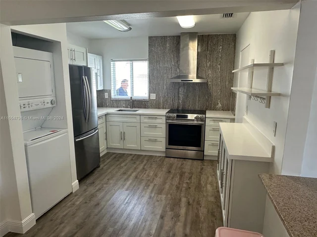 12812 SW 45th Ter, Miami FL 33175