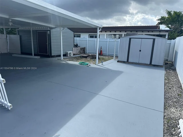 12812 SW 45th Ter, Miami FL 33175