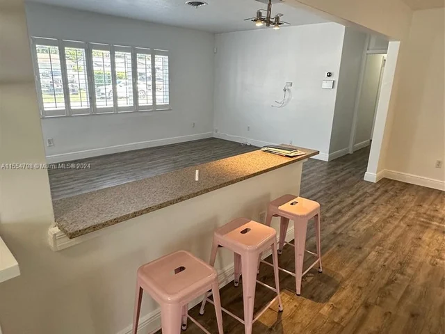 12812 SW 45th Ter, Miami FL 33175