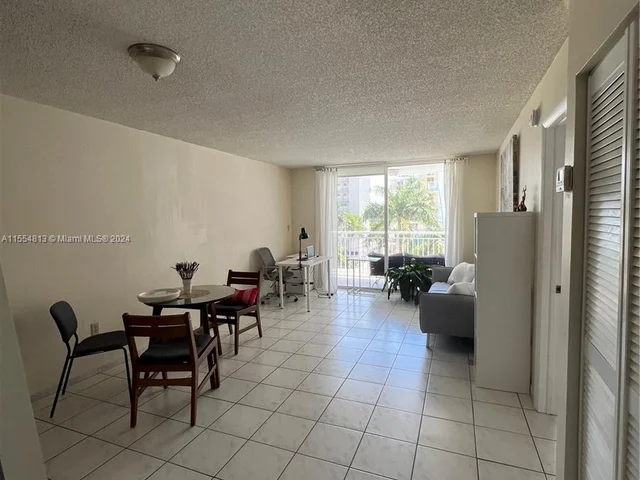 1665 Bay Rd # 519, Miami Beach FL 33139