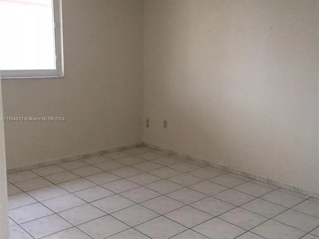 1665 Bay Rd # 519, Miami Beach FL 33139