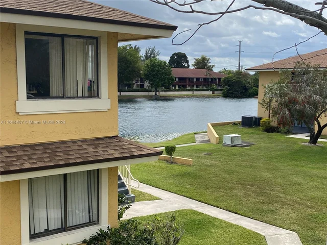 540 NW 214th St # 201, Miami Gardens FL 33169