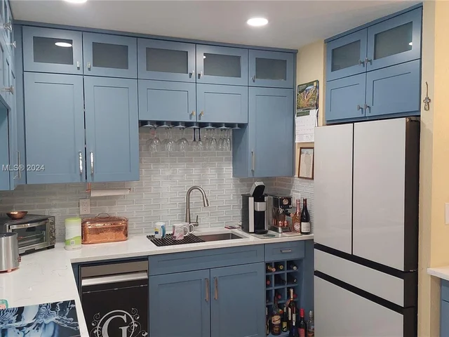 31 NE 27th Dr, Wilton Manors FL 33334