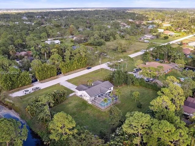 12708 N 82nd Ln N, West Palm Beach FL 33412