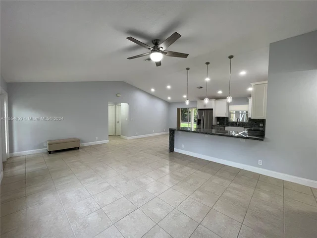 12708 N 82nd Ln N, West Palm Beach FL 33412