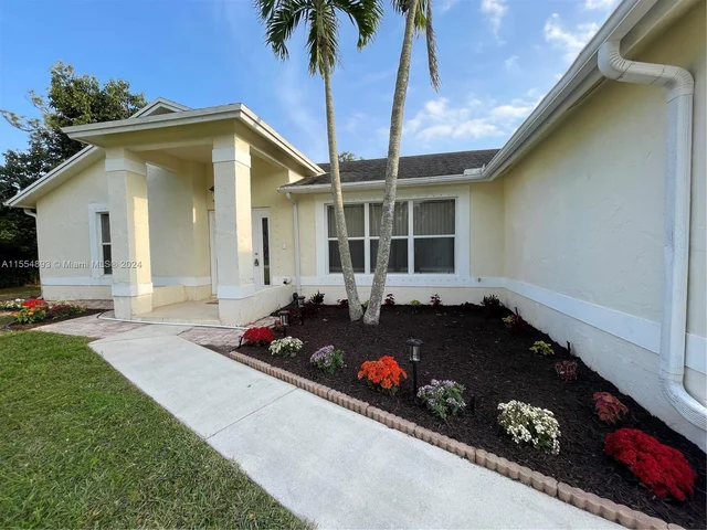 12708 N 82nd Ln N, West Palm Beach FL 33412