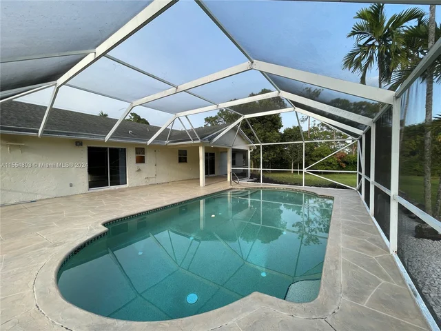 12708 N 82nd Ln N, West Palm Beach FL 33412