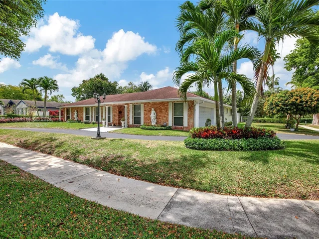 101 SW 63rd Ave, Plantation FL 33317