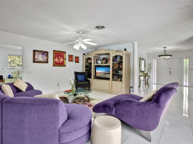 101 SW 63rd Ave, Plantation FL 33317