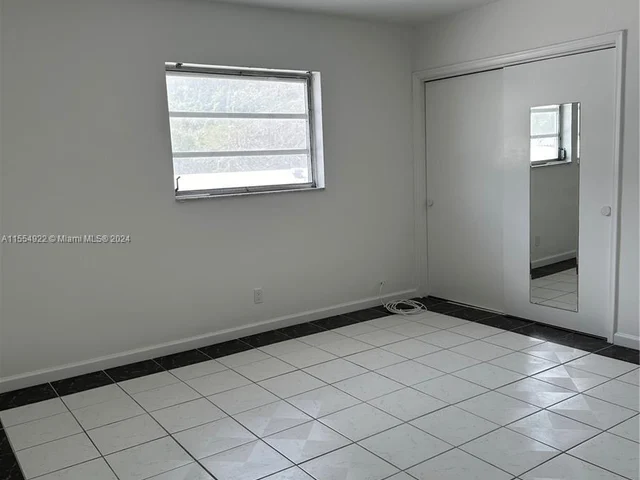 1825 Cleveland St # 18, Hollywood FL 33020