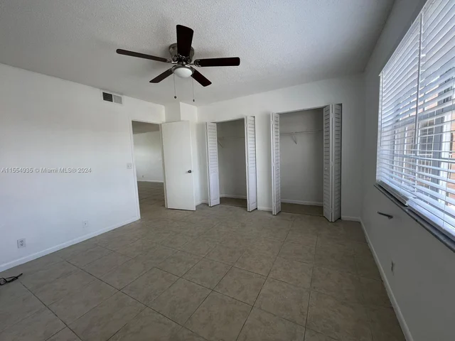 433 SW 86th Ave # 206, Pembroke Pines FL 33025