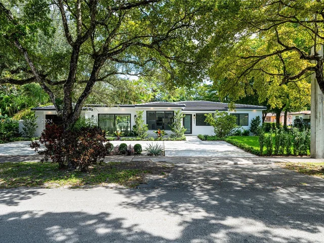 831 Cortez St, Coral Gables FL 33134