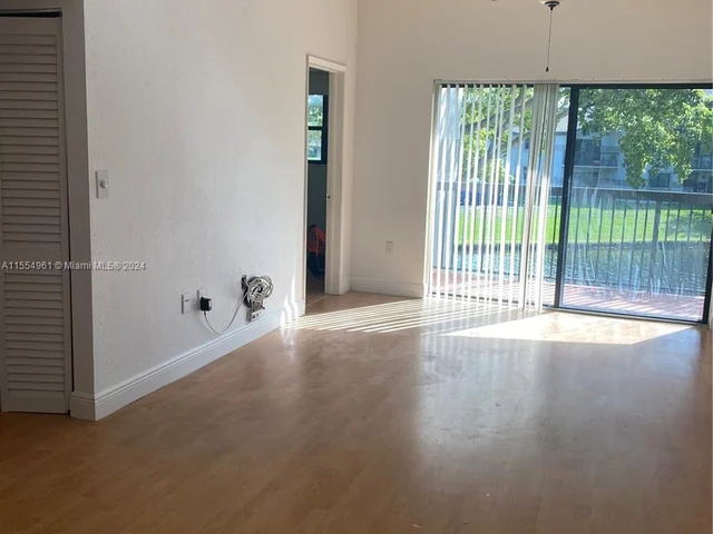 9916 Nob Hill Ln # 9916, Sunrise FL 33351