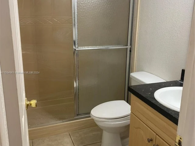 9916 Nob Hill Ln # 9916, Sunrise FL 33351