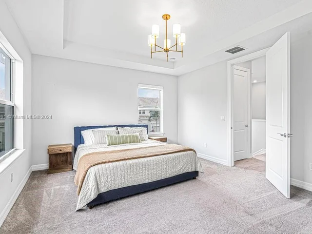 1595 Evergreen Ter, Hollywood FL 33021