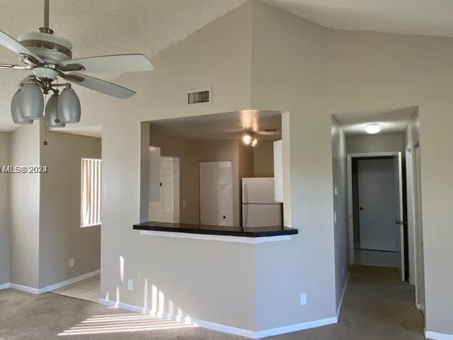 3421 NW 44th St # 206, Oakland Park FL 33309