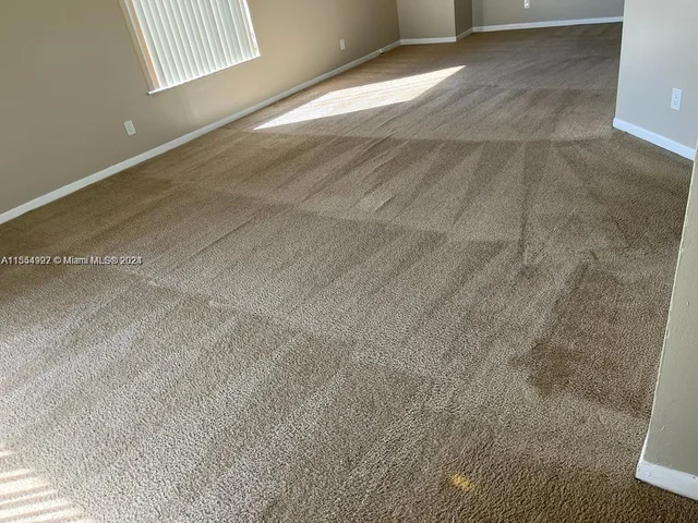 3421 NW 44th St # 206, Oakland Park FL 33309