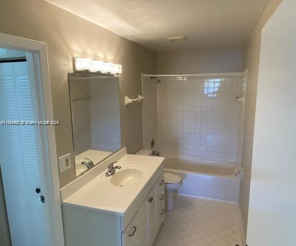 3421 NW 44th St # 206, Oakland Park FL 33309