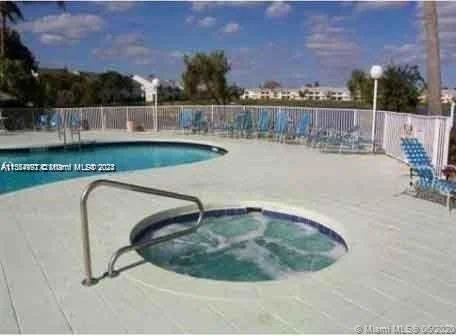 3421 NW 44th St # 206, Oakland Park FL 33309