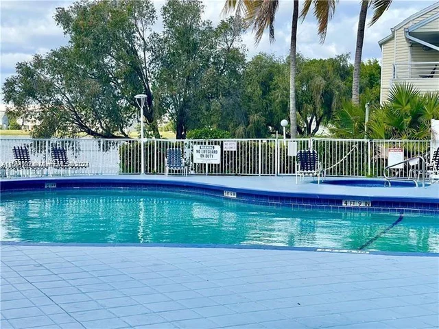 3421 NW 44th St # 206, Oakland Park FL 33309