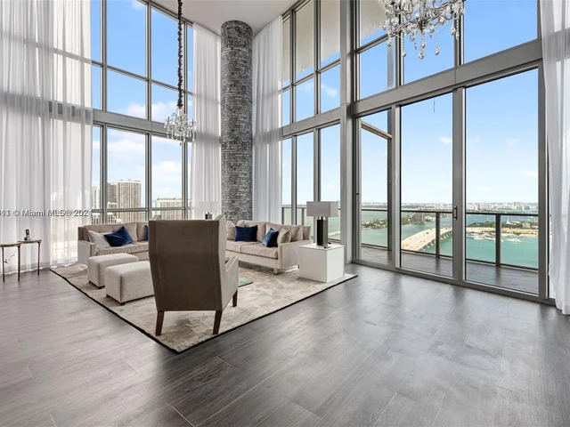 1100 Biscayne Blvd # 3507, Miami FL 33132