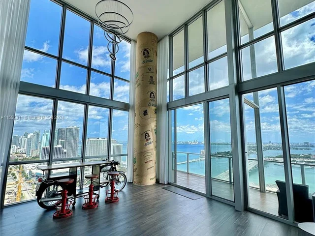 1100 Biscayne Blvd # 3507, Miami FL 33132